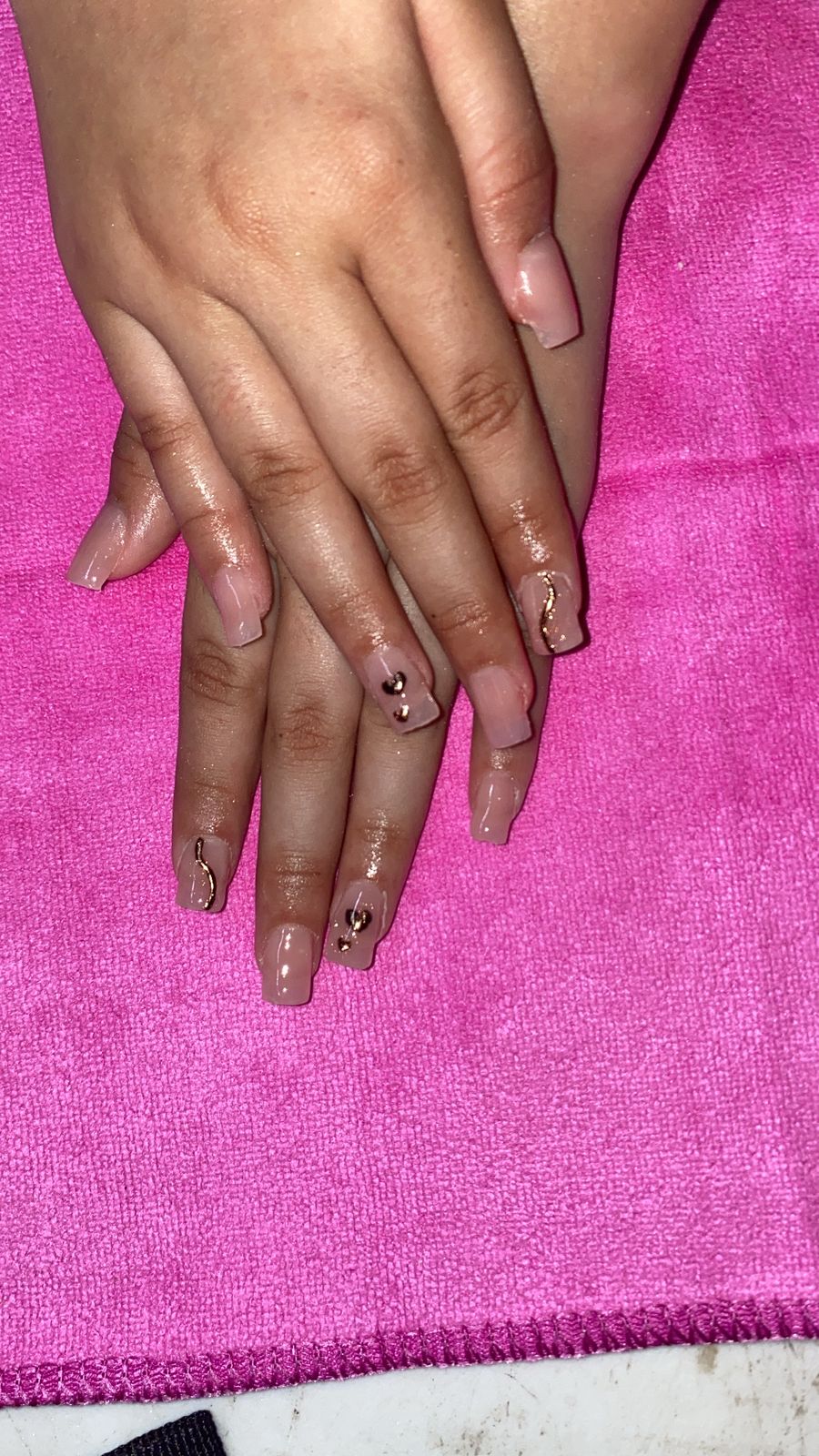 Arte en uñas colorido